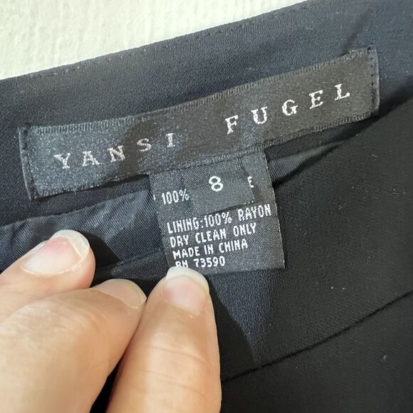 YANSI FUGEL Little Black Dress LBD Sz 8 Lined Sheath Sleeveless Career Occasion - Picture 6 of 9